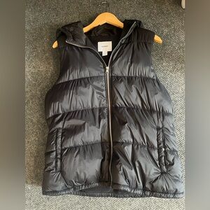 Old Navy Puffer Vest